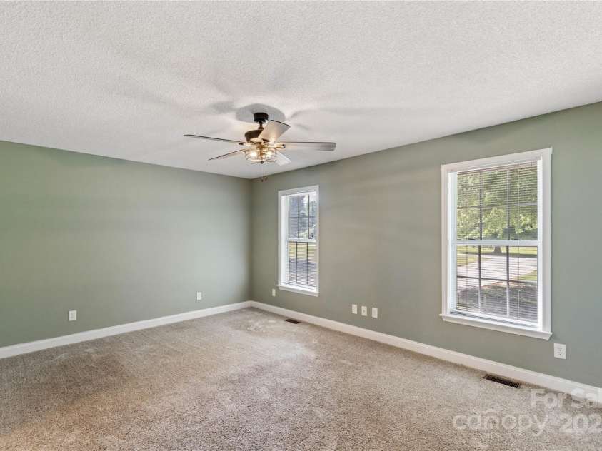 1560 Springlake Road, York, SC 29745.  MLS# CAR4255392, YatesRealty ID 13395. 