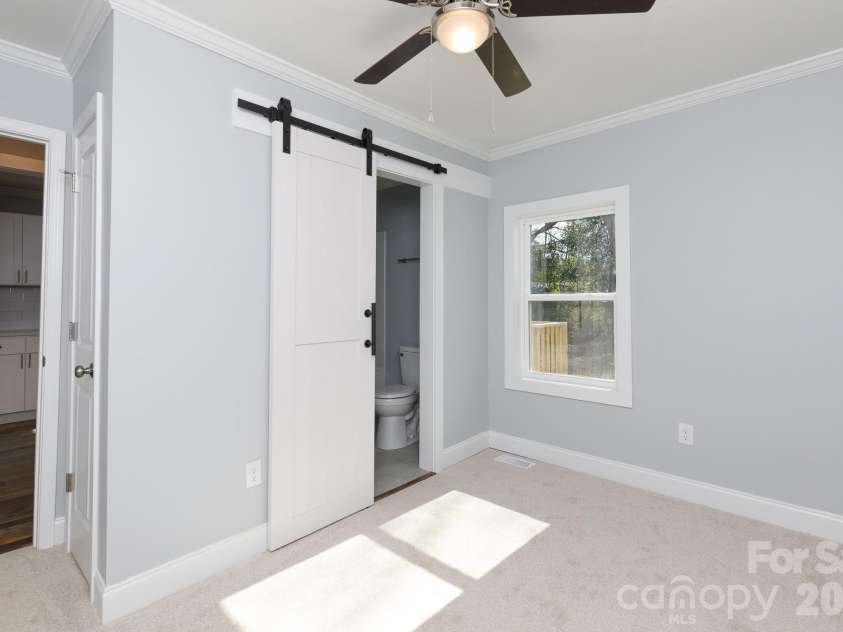 22 Center Street, York, SC 29745.  MLS# CAR4344752, YatesRealty ID 13397. 
