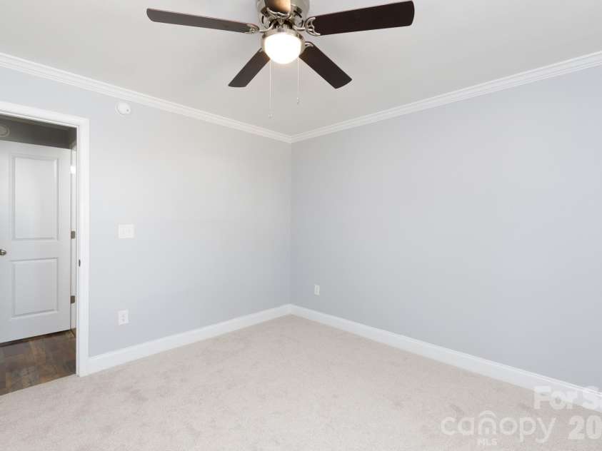 22 Center Street, York, SC 29745.  MLS# CAR4344752, YatesRealty ID 13397. 