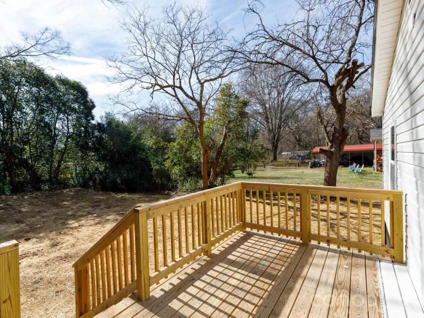 22 Center Street, York, SC 29745.  MLS# CAR4344752, YatesRealty ID 13397. 