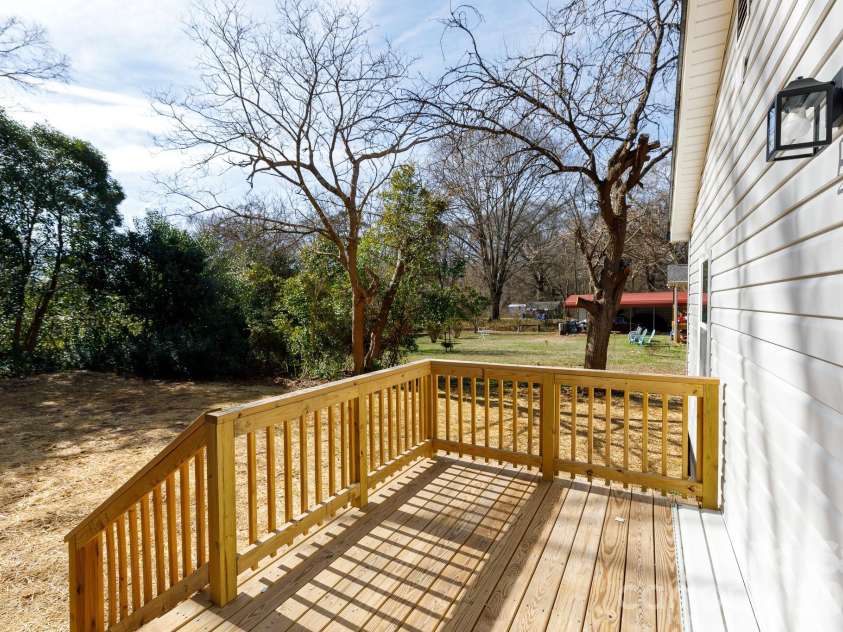22 Center Street, York, SC 29745.  MLS# CAR4344752, YatesRealty ID 13397. 