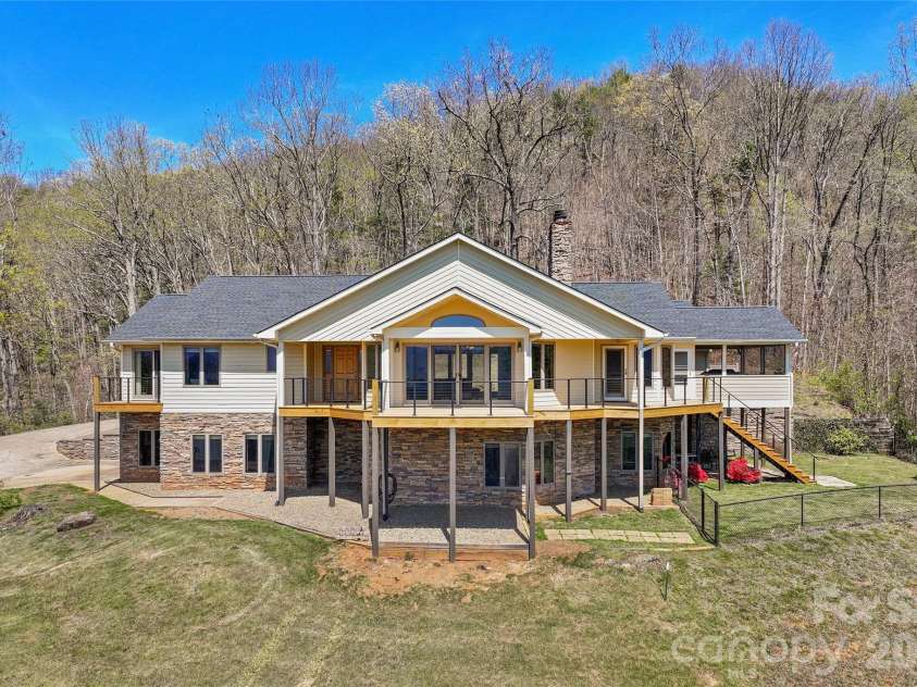 151 Kerr Road, Leicester, NC 28748.  MLS# CAR4364395, YatesRealty ID 13398. 