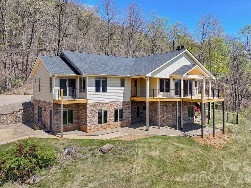 151 Kerr Road, Leicester, NC 28748.  MLS# CAR4364395, YatesRealty ID 13398. 