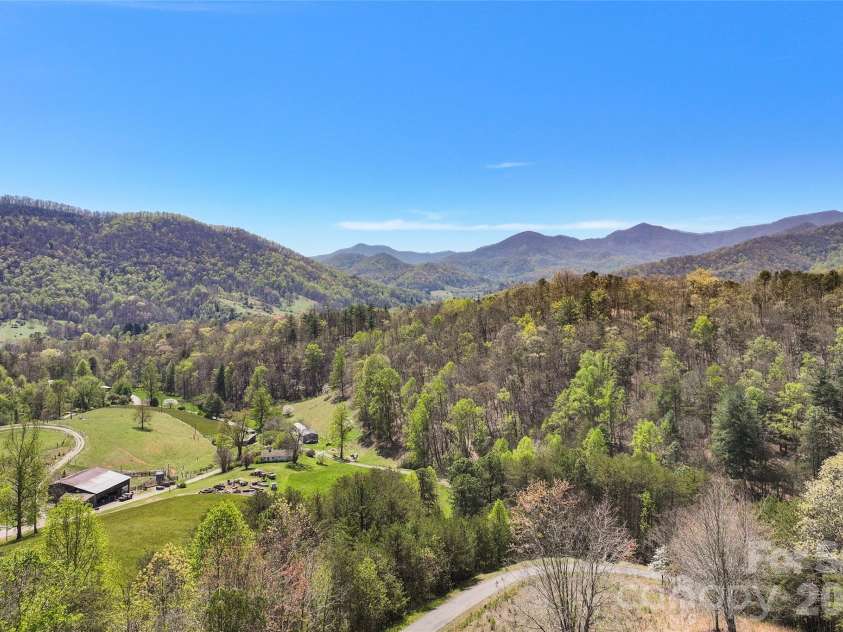 151 Kerr Road, Leicester, NC 28748.  MLS# CAR4364395, YatesRealty ID 13398. 