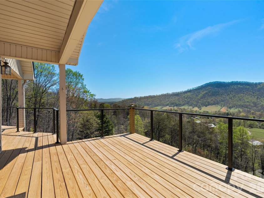 151 Kerr Road, Leicester, NC 28748.  MLS# CAR4364395, YatesRealty ID 13398. 