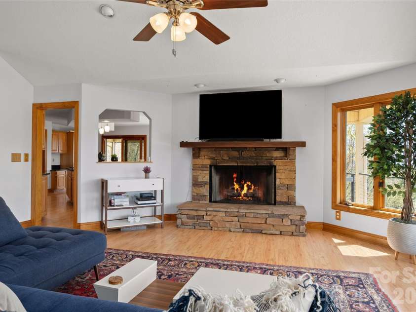 151 Kerr Road, Leicester, NC 28748.  MLS# CAR4364395, YatesRealty ID 13398. 