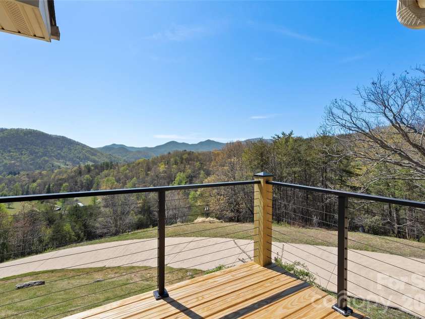 151 Kerr Road, Leicester, NC 28748.  MLS# CAR4364395, YatesRealty ID 13398. 