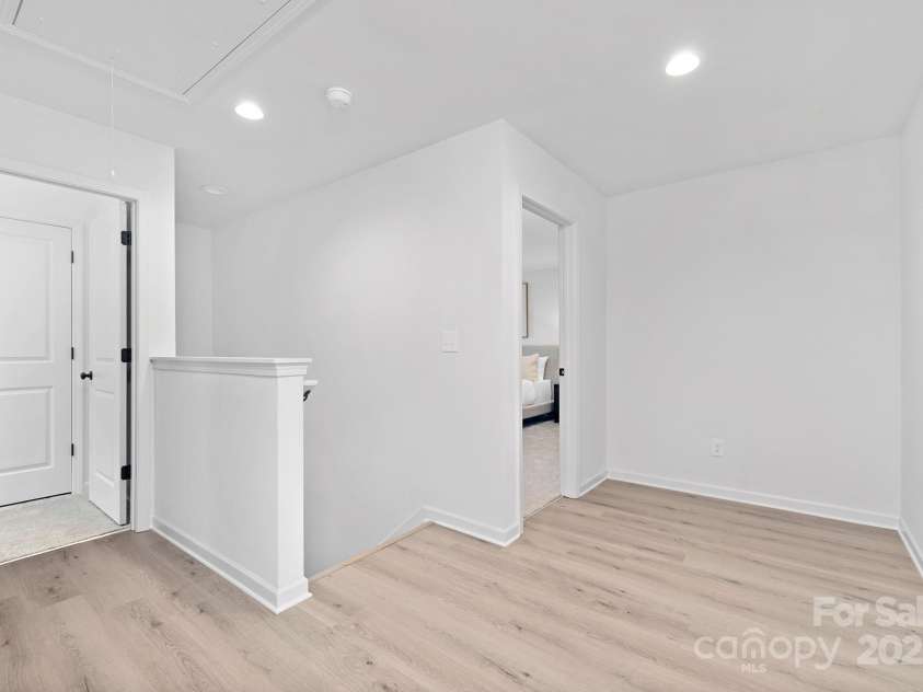 429 Huntersville Concord Road, Huntersville, NC 28078.  MLS# CAR4302299, YatesRealty ID 1340. Representation