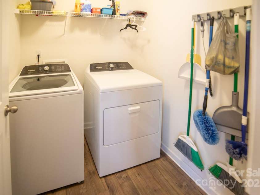 1600 Gaston Mountain Drive, Dallas, NC 28034.  MLS# CAR4259732, YatesRealty ID 13400. 