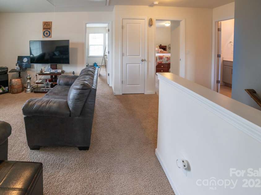 1600 Gaston Mountain Drive, Dallas, NC 28034.  MLS# CAR4259732, YatesRealty ID 13400. 