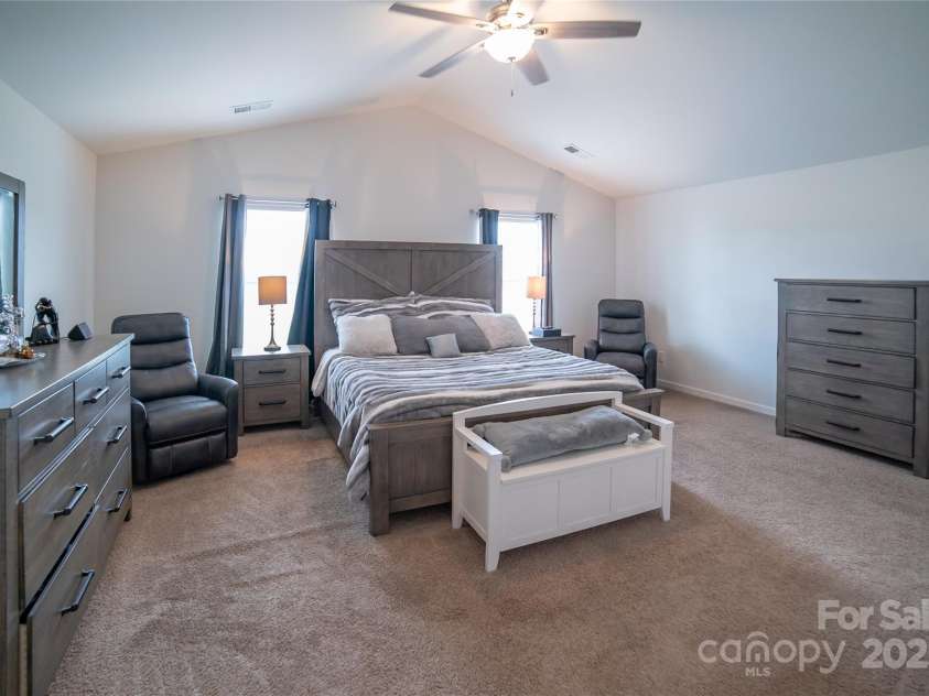 1600 Gaston Mountain Drive, Dallas, NC 28034.  MLS# CAR4259732, YatesRealty ID 13400. 