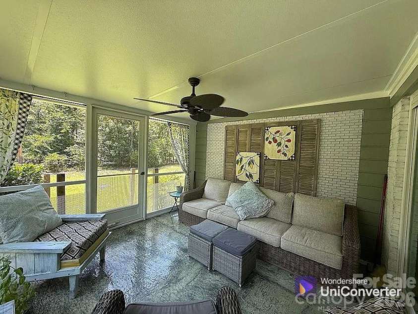 5802 Jolly Roger Court, New Bern, NC 28560.  MLS# CAR4351761, YatesRealty ID 13400. 