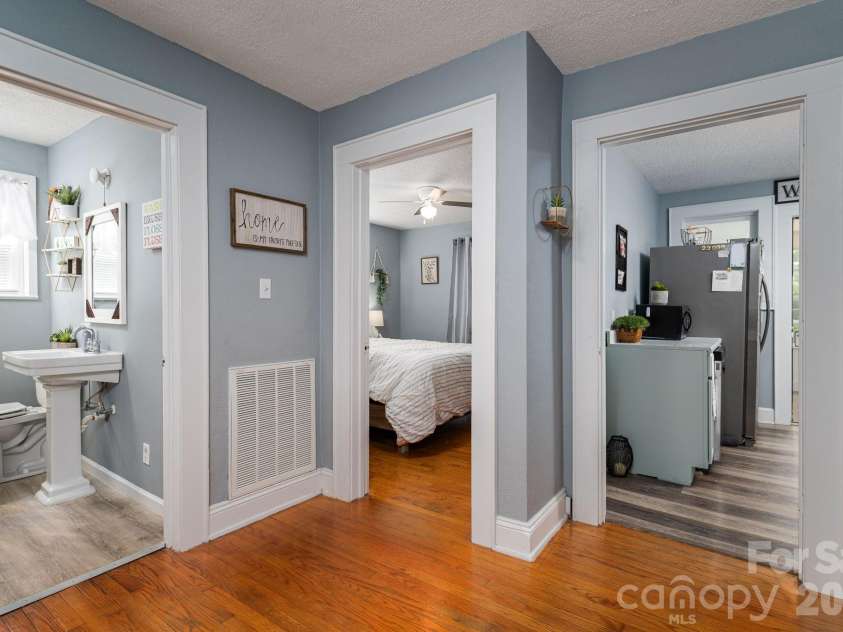 1506 28th Street, Newton, NC 28658.  MLS# CAR4366431, YatesRealty ID 13401. 