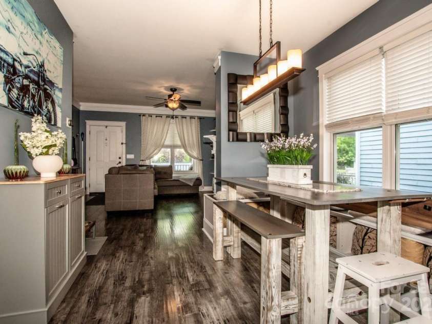 6726 Park Meadows Place, Huntersville, NC 28078.  MLS# CAR4247082, YatesRealty ID 13401. 