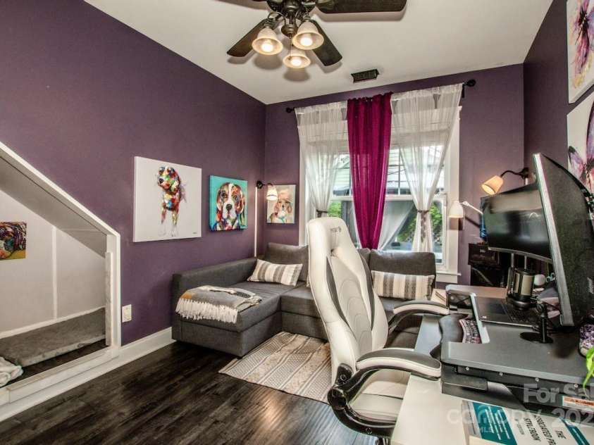 6726 Park Meadows Place, Huntersville, NC 28078.  MLS# CAR4247082, YatesRealty ID 13401. 