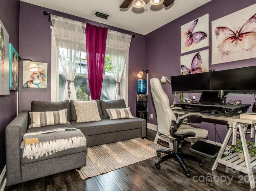 6726 Park Meadows Place, Huntersville, NC 28078.  MLS# CAR4247082, YatesRealty ID 13401. 