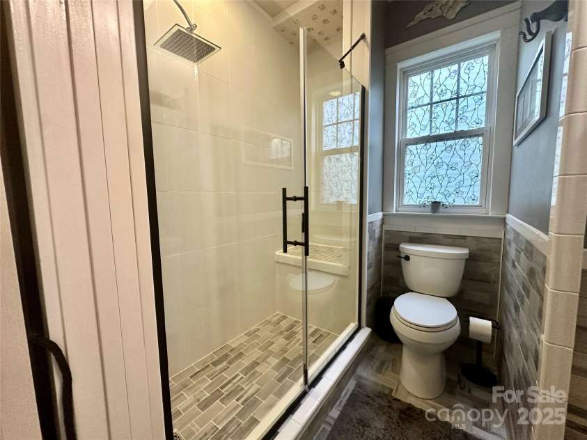 6726 Park Meadows Place, Huntersville, NC 28078.  MLS# CAR4247082, YatesRealty ID 13401. 