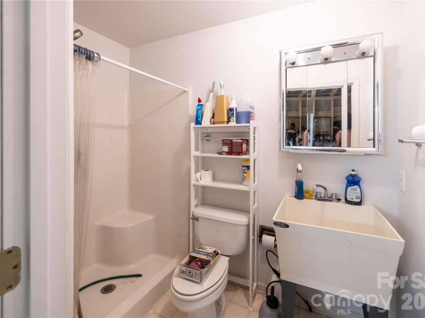 1200 Heritage Drive, Albemarle, NC 28001.  MLS# CAR4367444, YatesRealty ID 13402. 