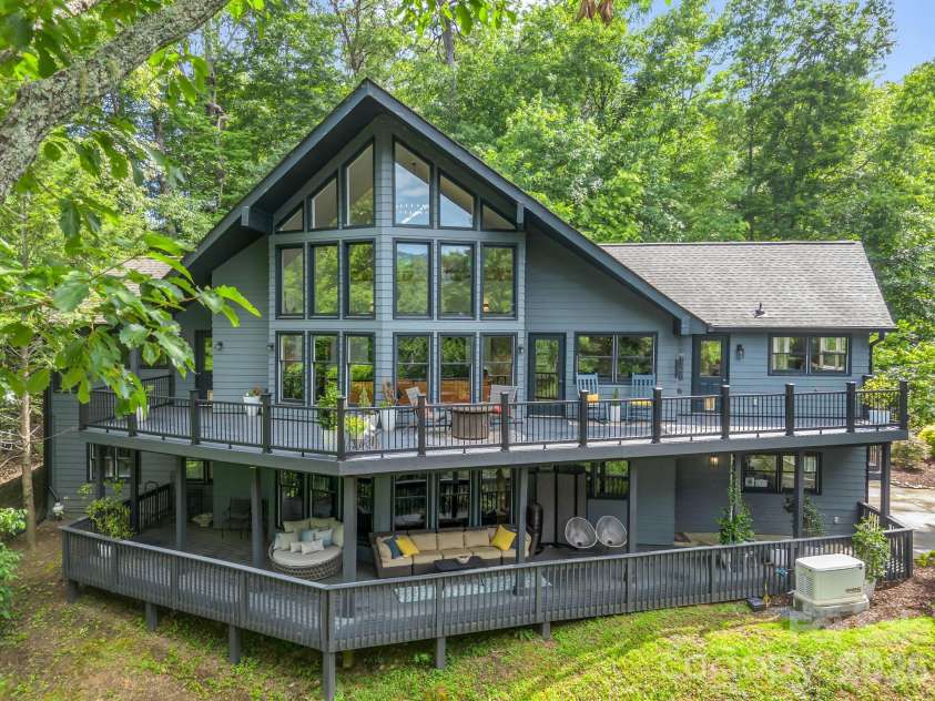 158 Rock Spring Lane, Lake Lure, NC 28746.  MLS# CAR4330630, YatesRealty ID 13404. 