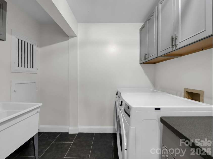 158 Rock Spring Lane, Lake Lure, NC 28746.  MLS# CAR4330630, YatesRealty ID 13404. 
