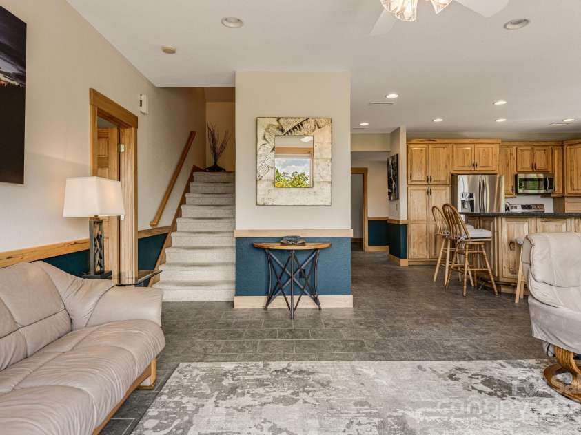 2912 Windswept Ridge Road, Marshall, NC 28753.  MLS# CAR4258178, YatesRealty ID 13406. 