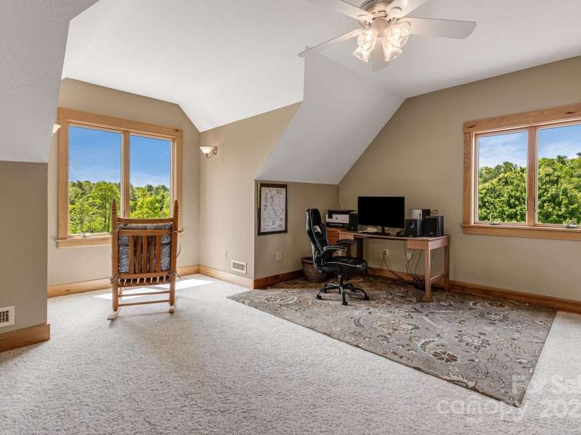 2912 Windswept Ridge Road, Marshall, NC 28753.  MLS# CAR4258178, YatesRealty ID 13406. 