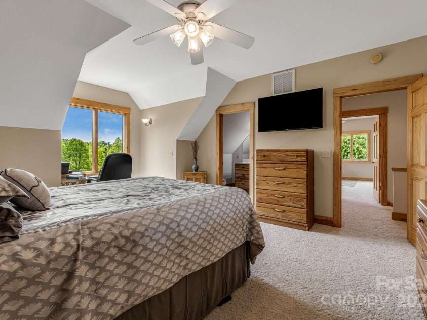 2912 Windswept Ridge Road, Marshall, NC 28753.  MLS# CAR4258178, YatesRealty ID 13406. 