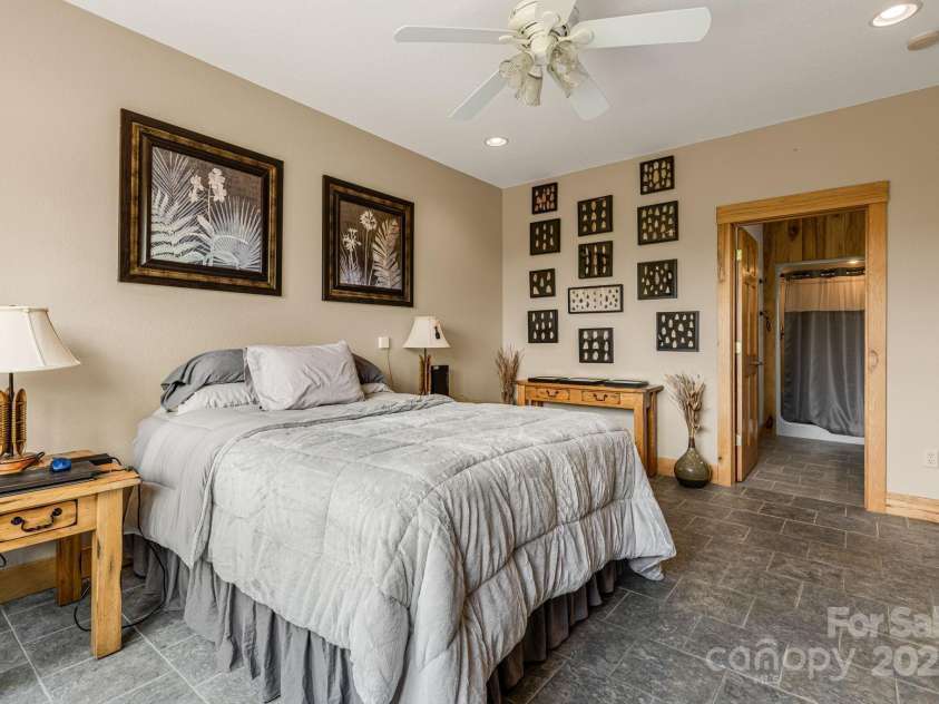 2912 Windswept Ridge Road, Marshall, NC 28753.  MLS# CAR4258178, YatesRealty ID 13406. 