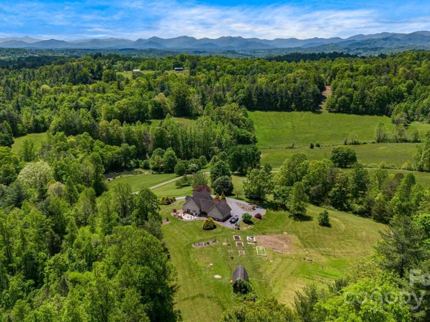 2912 Windswept Ridge Road, Marshall, NC 28753.  MLS# CAR4258178, YatesRealty ID 13406. 