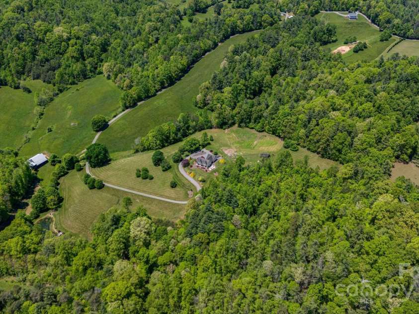 2912 Windswept Ridge Road, Marshall, NC 28753.  MLS# CAR4258178, YatesRealty ID 13406. 