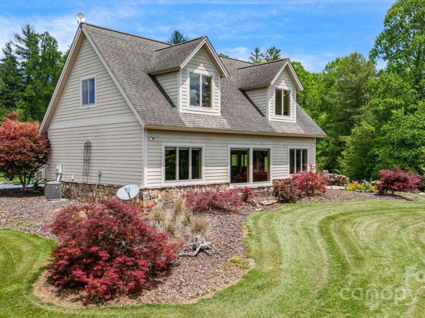 2912 Windswept Ridge Road, Marshall, NC 28753.  MLS# CAR4258178, YatesRealty ID 13406. 