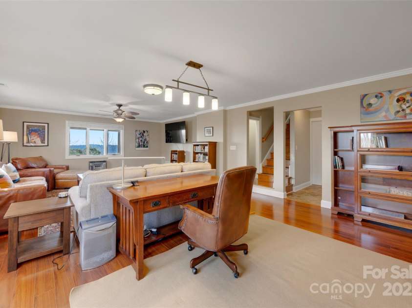 300 Roberts Drive, Hendersonville, NC 28739.  MLS# CAR4320767, YatesRealty ID 13407. 