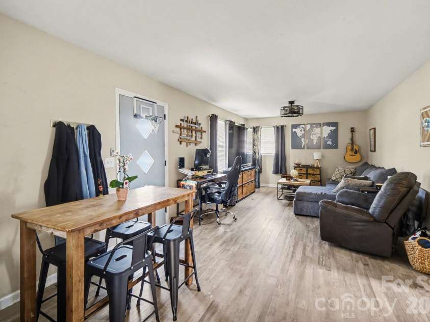 6408 River Bend Road, Concord, NC 28025.  MLS# CAR4359984, YatesRealty ID 13407. 