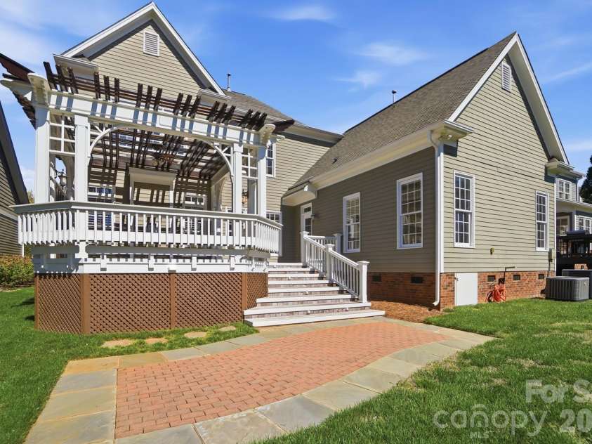 159 Lavender Bloom Loop, Mooresville, NC 28115.  MLS# CAR4355894, YatesRealty ID 13408. 