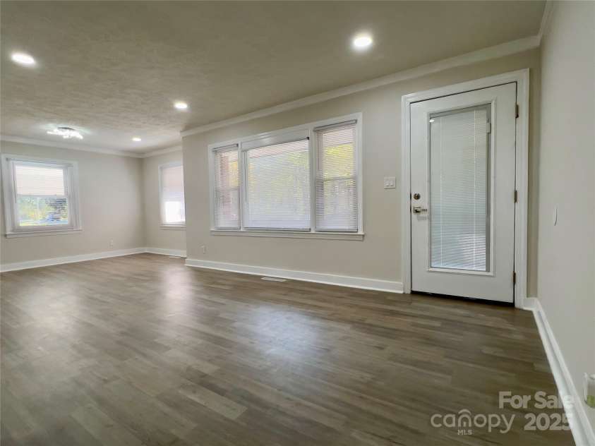 1522 Mary C Road, St Pauls, NC 28384.  MLS# CAR4313378, YatesRealty ID 1341. 