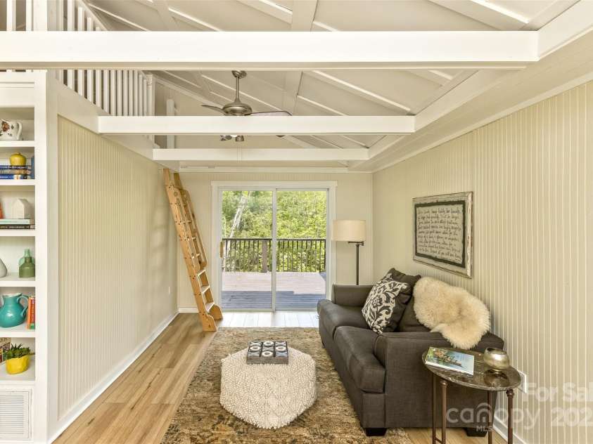 282 Old Toll Circle, Black Mountain, NC 28711.  MLS# CAR4256271, YatesRealty ID 13410. 