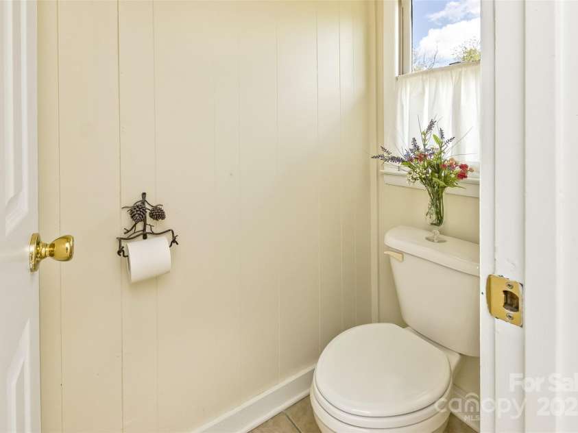 282 Old Toll Circle, Black Mountain, NC 28711.  MLS# CAR4256271, YatesRealty ID 13410. 