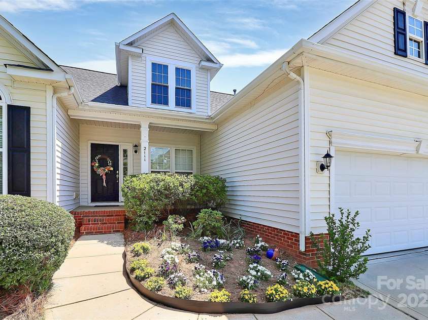 2111 Savoy Place, Fort Mill, SC 29707.  MLS# CAR4251589, YatesRealty ID 13412. 
