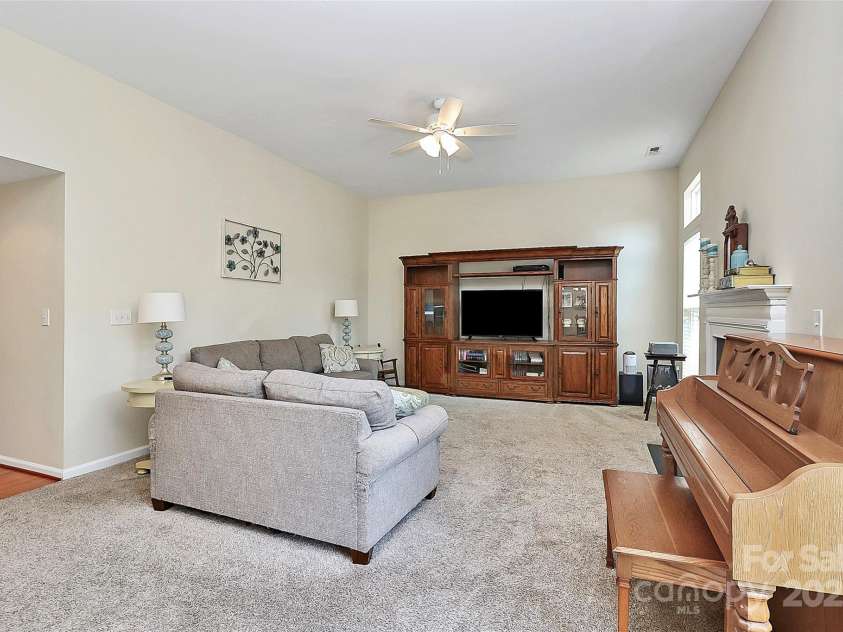 2111 Savoy Place, Fort Mill, SC 29707.  MLS# CAR4251589, YatesRealty ID 13412. Spacious family room