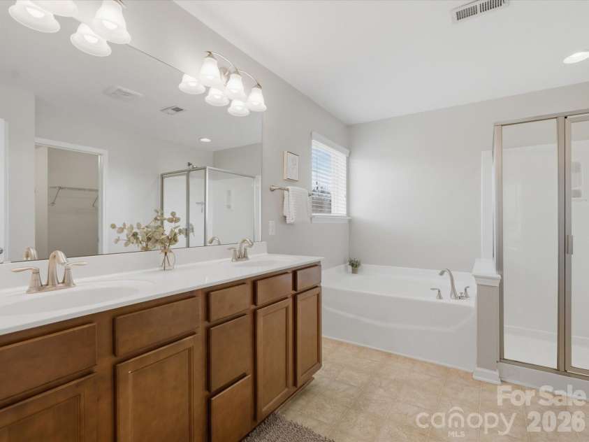 79321 Ridgehaven Road, Lancaster, SC 29720.  MLS# CAR4354096, YatesRealty ID 13412. Primary Bathroom