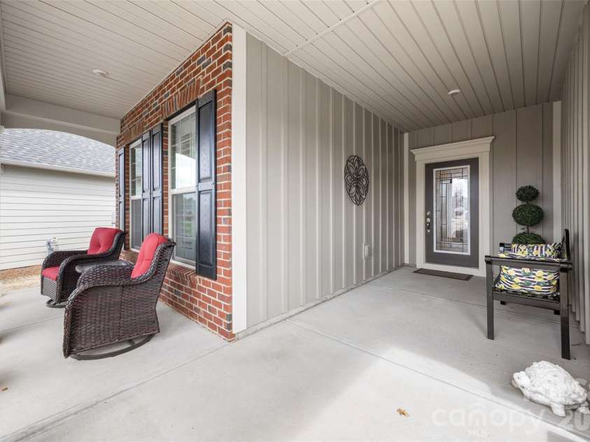 836 Bliss Drive, Fort Mill, SC 29715.  MLS# CAR4365237, YatesRealty ID 13413. 