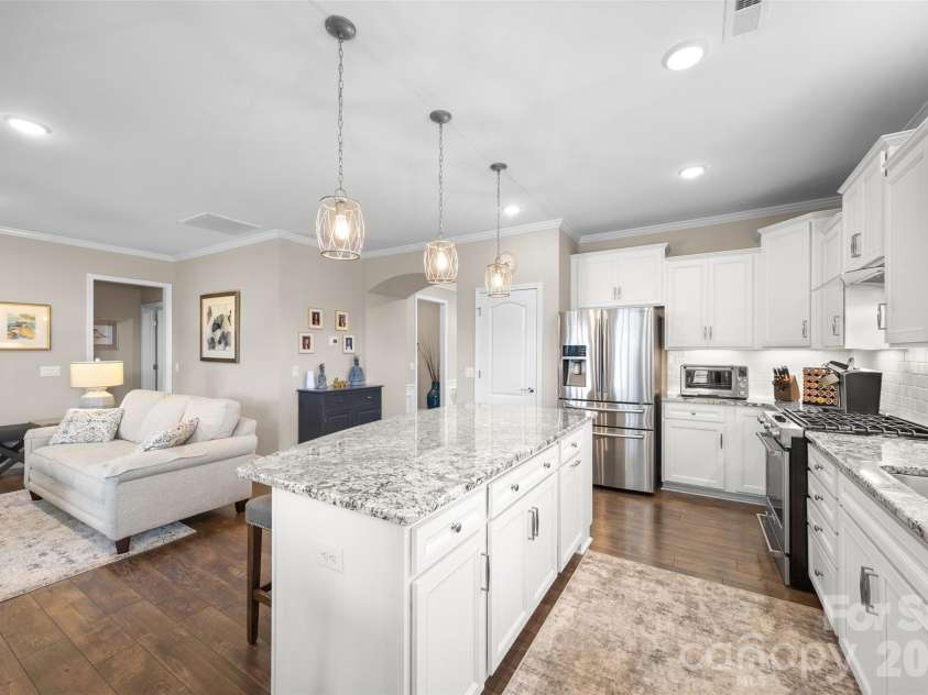 836 Bliss Drive, Fort Mill, SC 29715.  MLS# CAR4365237, YatesRealty ID 13413. 
