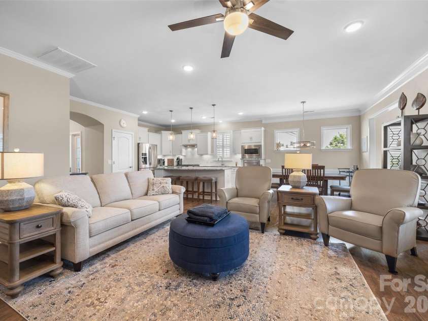 836 Bliss Drive, Fort Mill, SC 29715.  MLS# CAR4365237, YatesRealty ID 13413. 