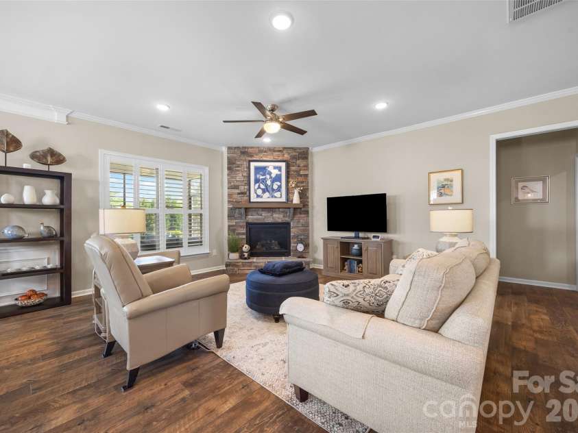 836 Bliss Drive, Fort Mill, SC 29715.  MLS# CAR4365237, YatesRealty ID 13413. 