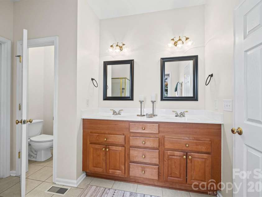 1836 Montague Road, Clover, SC 29710.  MLS# CAR4360574, YatesRealty ID 13414. Primary Bedroom