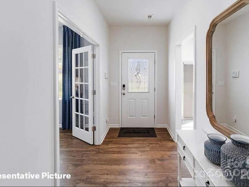 200 Parker Claire Lane, Kings Mountain, NC 28086.  MLS# CAR4237836, YatesRealty ID 13414. 