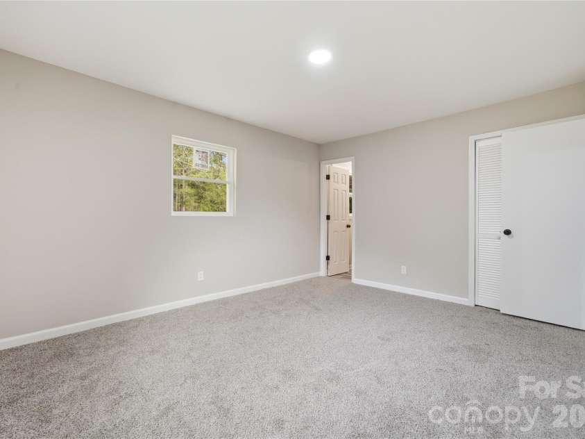 3285 Douglas Way Lane, Lancaster, SC 29720.  MLS# CAR4368040, YatesRealty ID 13415. 