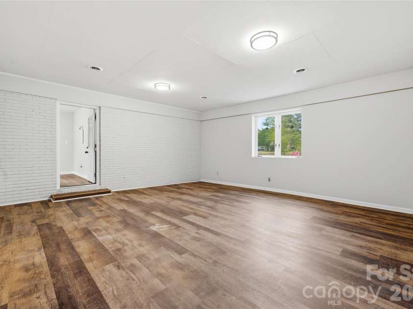 3285 Douglas Way Lane, Lancaster, SC 29720.  MLS# CAR4368040, YatesRealty ID 13415. Bonus Area