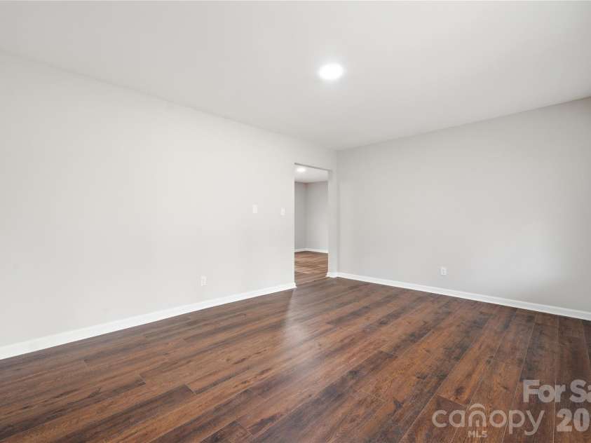 3285 Douglas Way Lane, Lancaster, SC 29720.  MLS# CAR4368040, YatesRealty ID 13415. Living Room