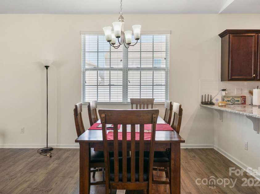 6816 Pennyroyal Way, Charlotte, NC 28216.  MLS# CAR4241049, YatesRealty ID 13416. 